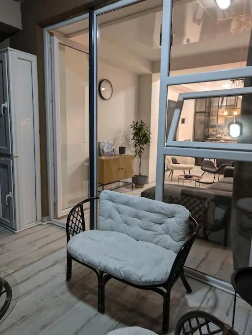 Cosy Apartment With Two Terraces Tiflis 0*,